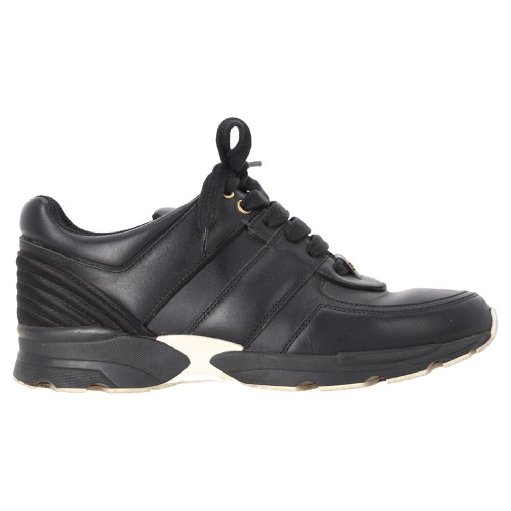 Chanel CC Low-Top Sneakers in Black Calf Leather
